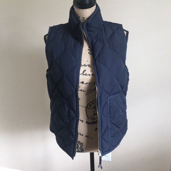 J. Crew Jackets & Blazers - J crew quilted vest size S.  EUC